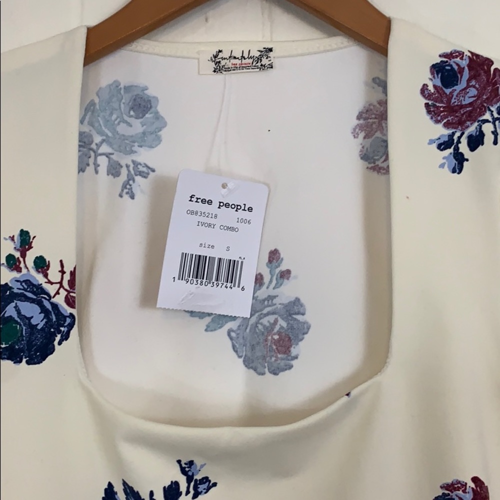 FREE PEOPLE | Ivory Floral Bodysuit - Picture 6 of 7